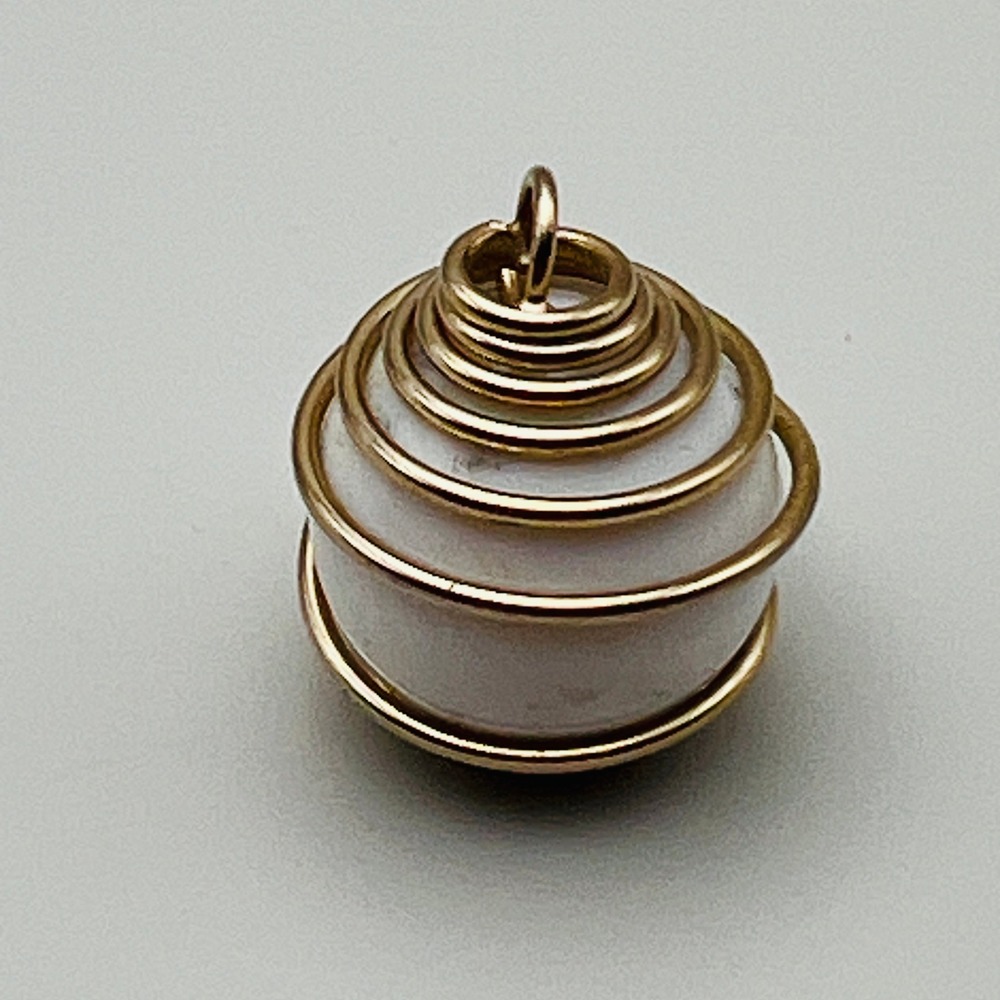 Gold Tone Wire Wrapped Pendant White‎ Glass Orb Sphere Ball Necklace Charm